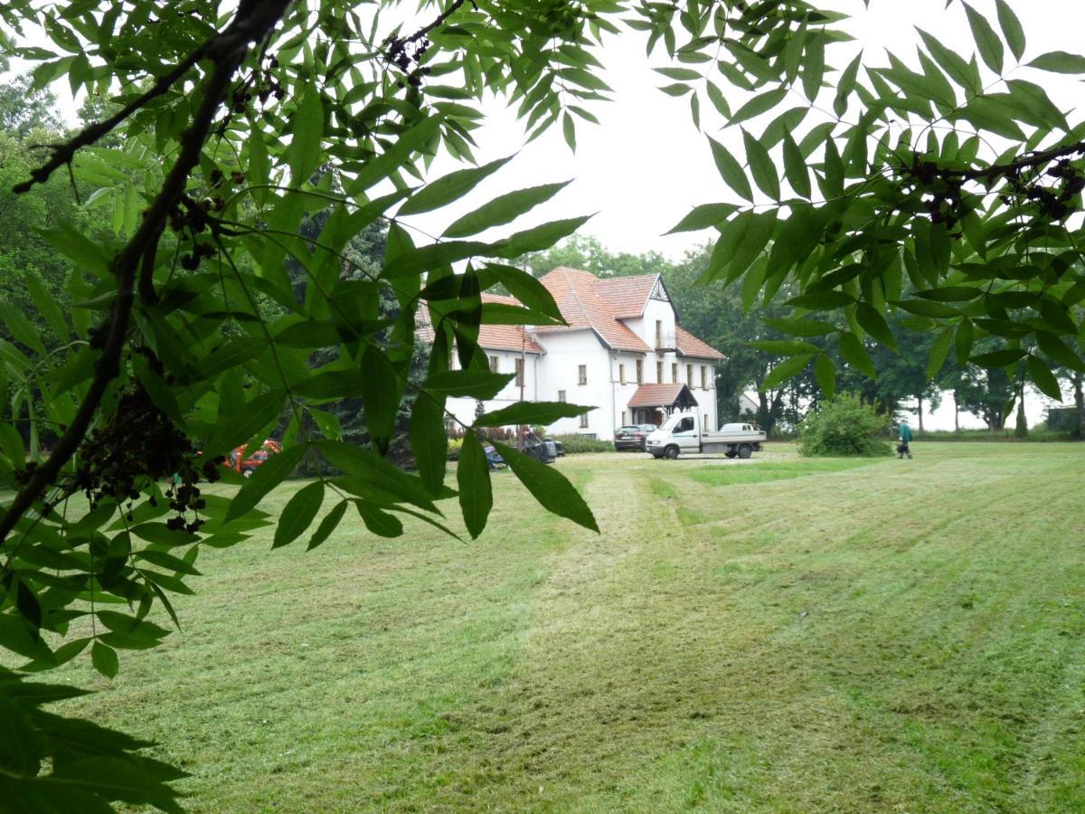 Dwór Komorowo Exterior foto